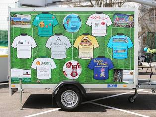 Soccer Arena Anhänger foliert