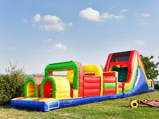 Hindernis Parkour Ansicht von rechts