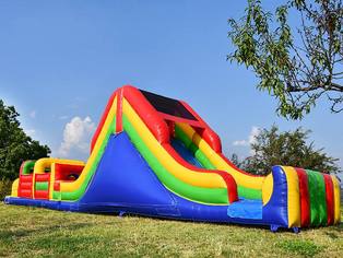 Hindernis Parkour Ansicht von links