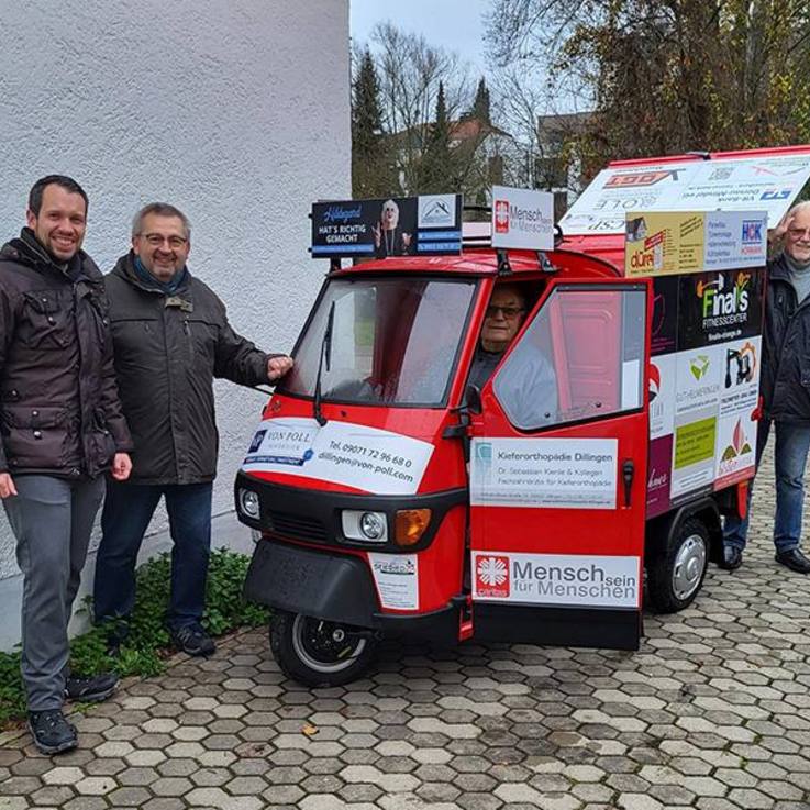 Folierte gesponsorte Piaggio Ape 50 für den Caritasverband in Dillingen an der Donau