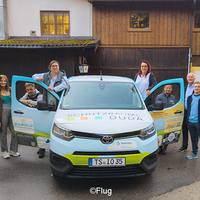 Folierter gesponsorter Toyota Proace City für die Schutzräume Duda | Inobhutnahme Fahrzeugspende-02 ©Flug