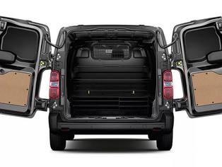 kastenwagen von hinten